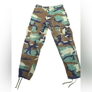 Genuine Military Small Short 29 x 29 Camouflage Cargo Ripstop Pants